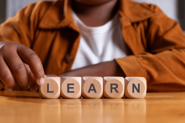 Por Que Você Estuda Há Anos e Ainda Não Consegue FALAR Inglês?